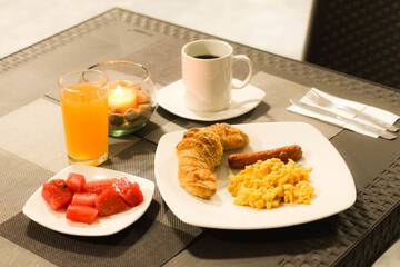 Breakfast meal
