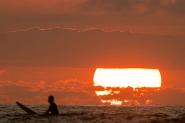 Surfing/boogie boarding
