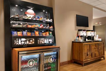 Snack bar