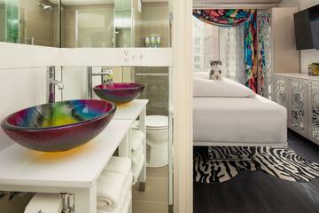 Bathroom sink