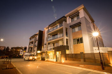 Hotel Front - Evening or Night