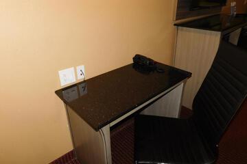 Photo 18