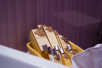 Bathroom amenities
