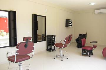 Hair salon