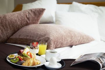 Room service - dining