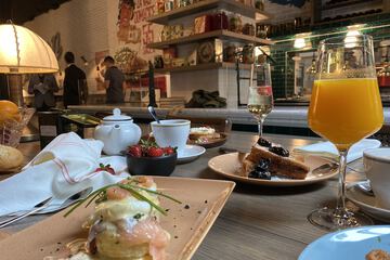 Breakfast buffet