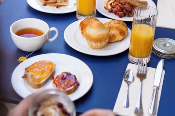 Breakfast buffet