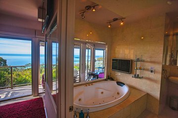 Jetted tub