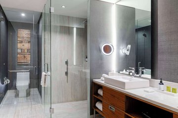 Bathroom shower