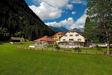 surroundings
