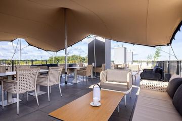 Sundeck
