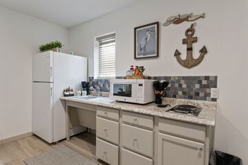 Private kitchenette