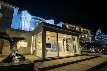 Front of property - evening/night