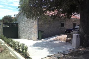 Photo 32