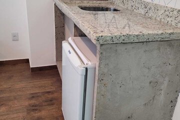 Mini-refrigerator