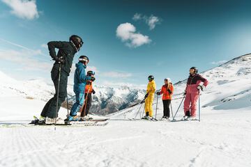 Skiing
