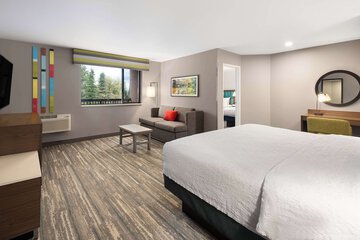 Room 37 of 75