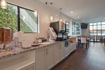 Breakfast/Coffee Service 34 of 36