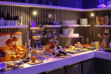 Breakfast buffet