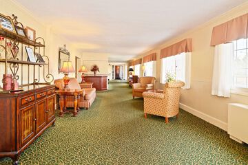 Hotel Interior 16 of 92