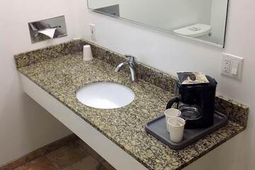 Bathroom sink