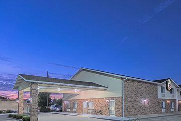 Super 8 by Wyndham Potosi