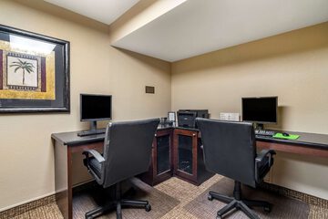 Business Center 42 of 42