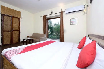 guest_rooms