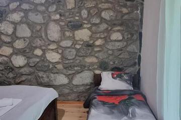 Photo 52