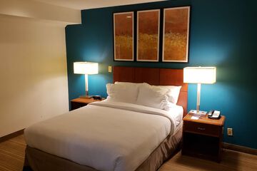 Hawthorn Suites by Wyndham Vienna / Tysons Corner