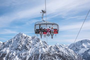 Skiing