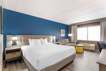 Room 21 of 40