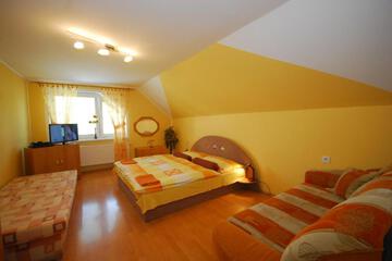 Photo 49