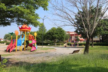 Children's play area - outdoor