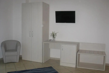 guest_rooms