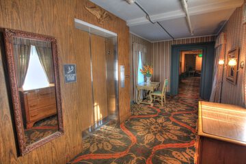 Ballroom/Hall 52 of 59