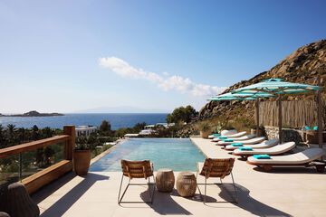 Private pool