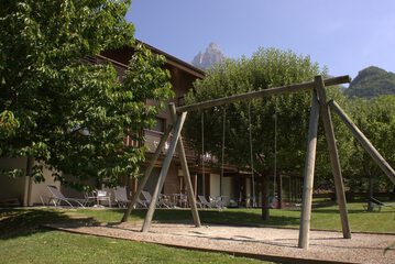 Children's play area - outdoor
