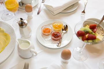 Breakfast meal