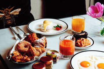 Breakfast meal