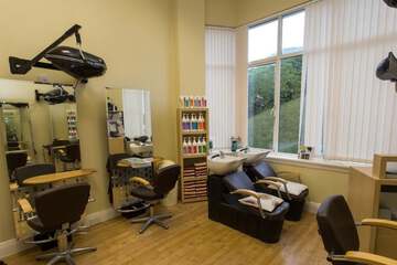 Hair salon