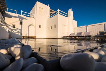 Private pool