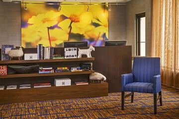 Business Center 27 of 29