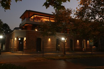 Front of property - evening/night