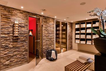 Facial