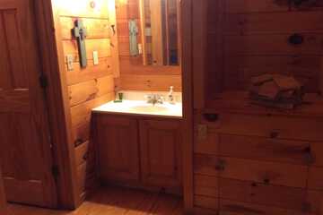 Bathroom sink