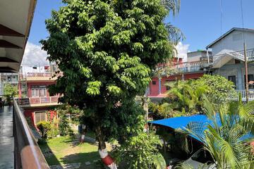 Photo 8