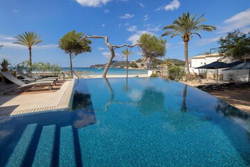 Infinity pool