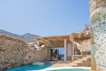 Private pool