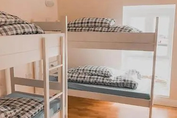 guest_rooms